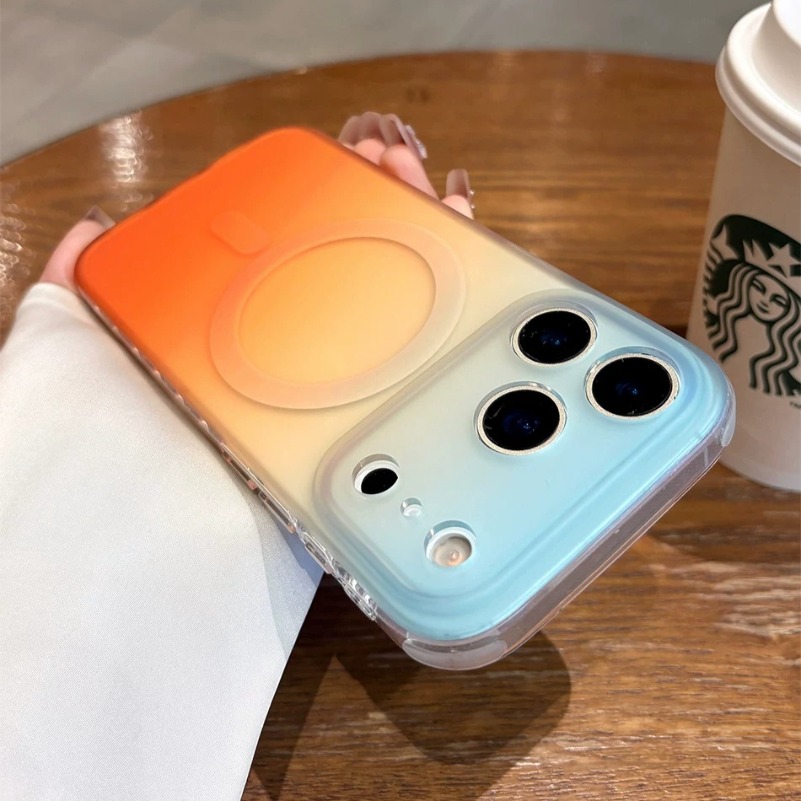Nuova Cover Magnetica Sottile  - Gradient Color Case recensione e prezzo
