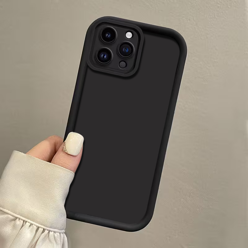 Cover Minimalista Nera per Sam - Phone Cases Aesthetic recensione e prezzo