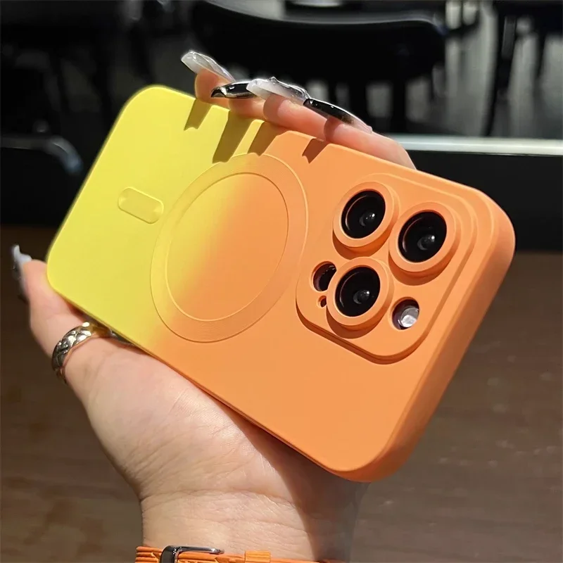 Custodia Magnetica in Silicone - Gradient Color Case recensione e prezzo